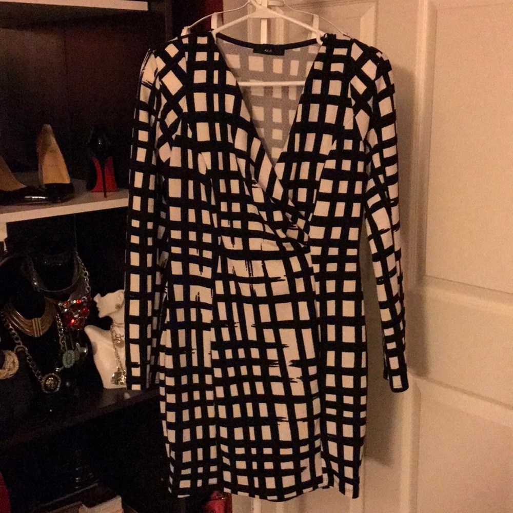 Blk/white going out dress